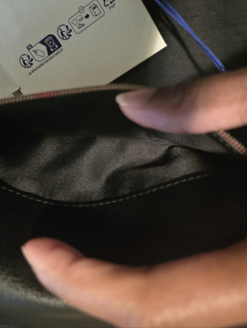 Labor Day Sale NWT- Women's Burberry Black Leather & Beige Check Wallet - Picture 12 of 16